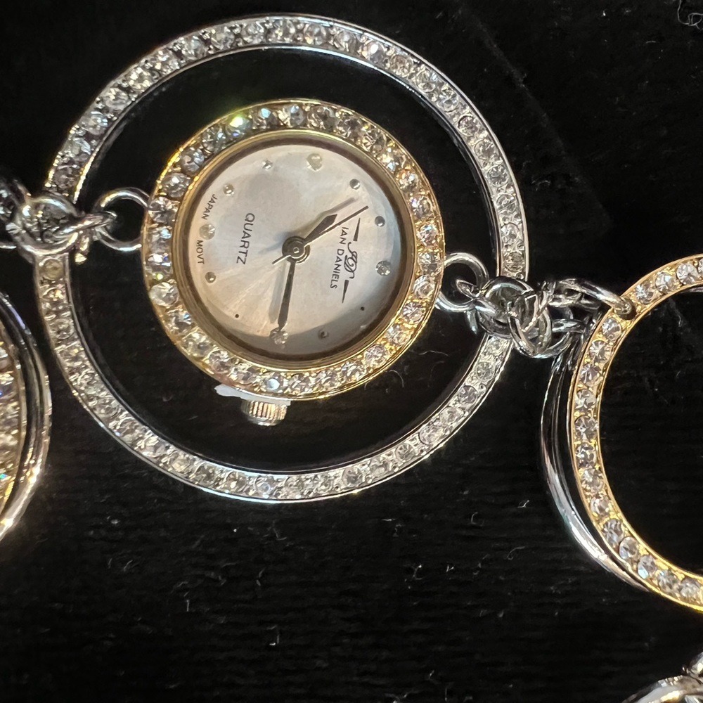 IAN DANIELS Bling Watch ( NEW Battery)NWOT